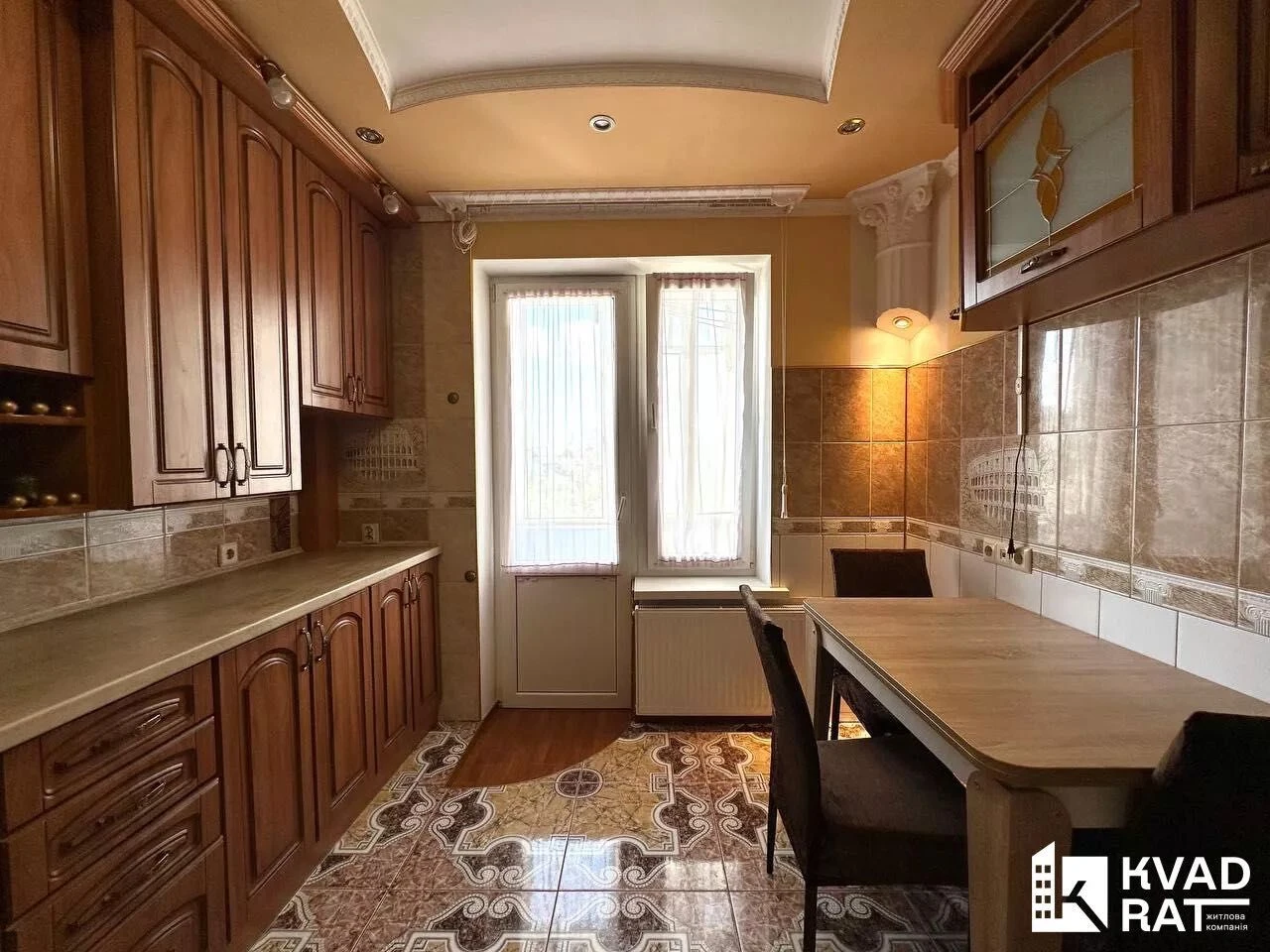 Продам 1 кім квартиру з виглядом на усе місто