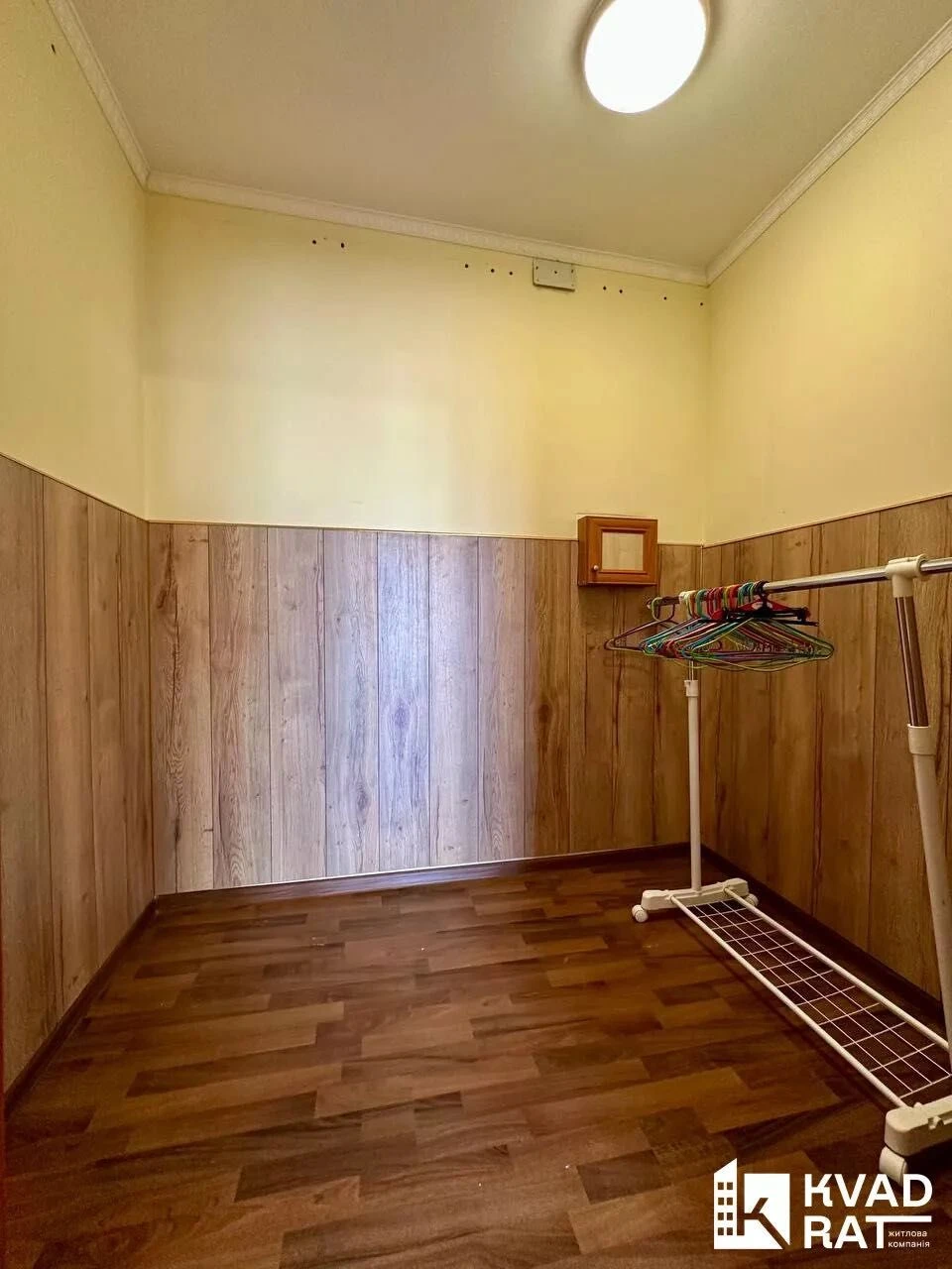 Продам 1 кім квартиру з виглядом на усе місто