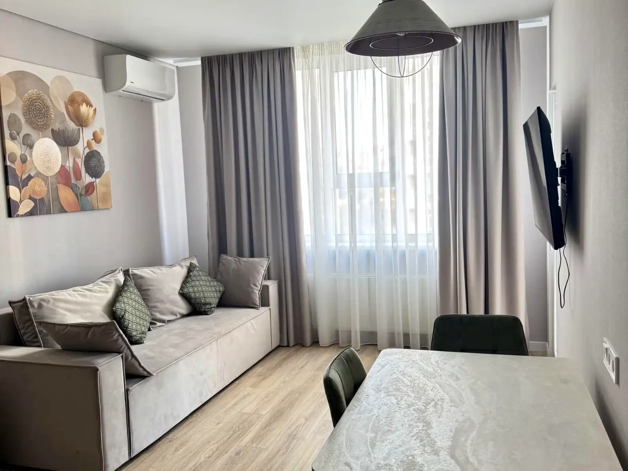 Rent 1-bedroom apartment 48 sq m, 6th floor
