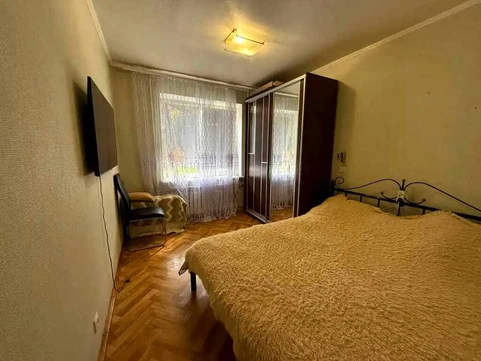 Apartment. Dnipro, Heroes Avenue