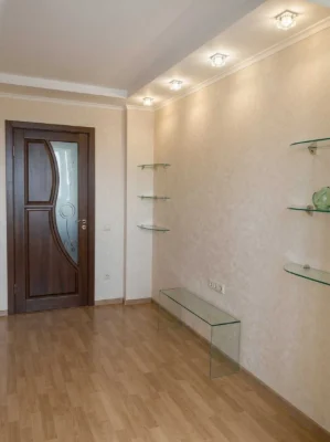 For Sale: 2-bedroom apartment in Saltyevka
