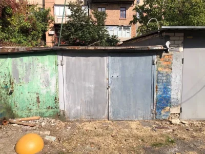 For Sale: Solid Brick Garage 14 m² (Center, St. Gregory