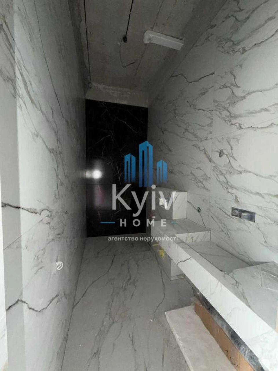 Sale of finished townhouses in the OSOKOR DELUX residential complex