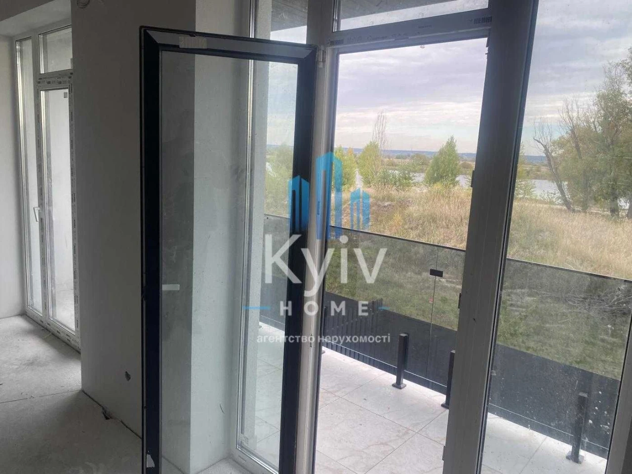Sale of finished townhouses in the OSOKOR DELUX residential complex