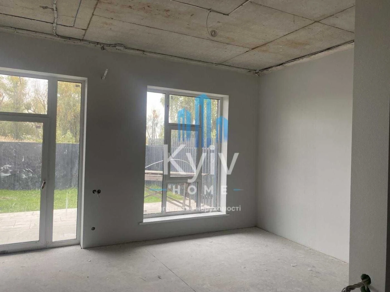Sale of finished townhouses in the OSOKOR DELUX residential complex