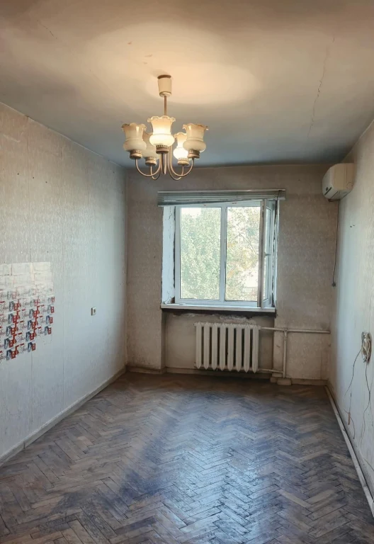 Продається 2-кімнатна квартира на Черемхах, вулиця Терешкова/Рабін