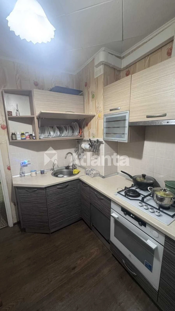 2-кімнатна квартира на вулиці Корольова/Вільямса в хорошій житловій будівлі