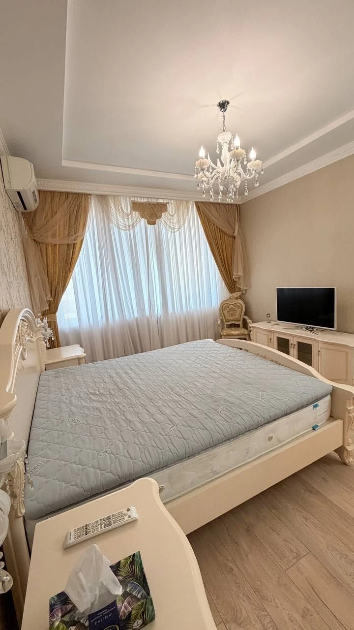 Продається квартира в Аркадії, 2 кімнати, 120 квадратних метрів