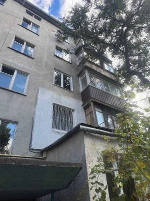 1 кімнатна квартира на вулиці Толбухіна, Кухня 9 м Середній поверх