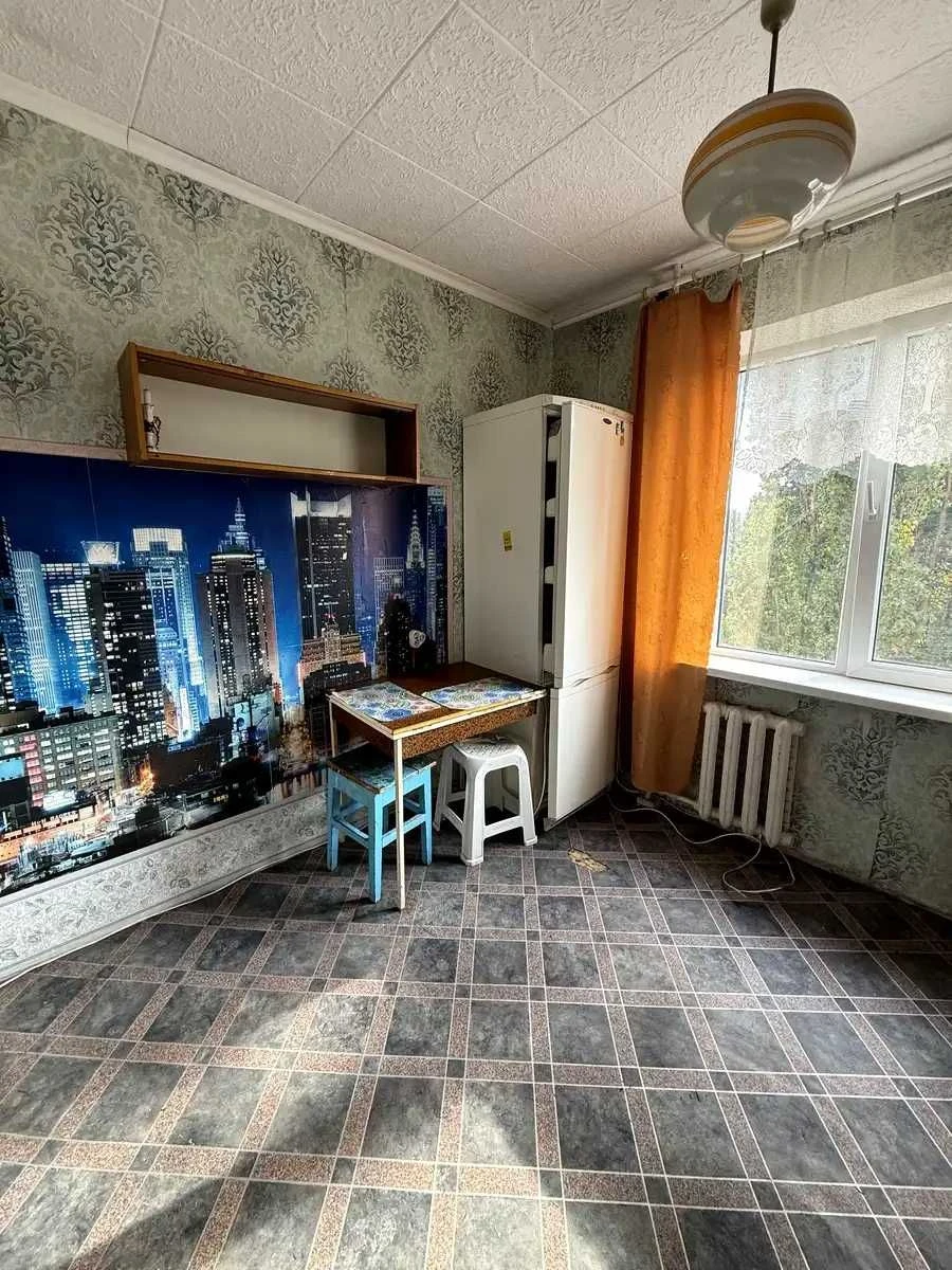 1-bedroom apartment, 2 minutes from the fountain on Krymsky Boulevard.