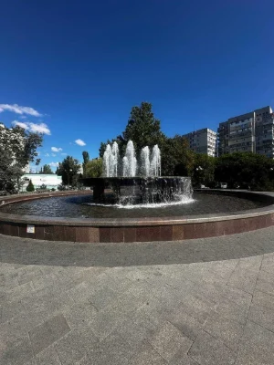 1-bedroom apartment, 2 minutes from the fountain on Krymsky Boulevard.