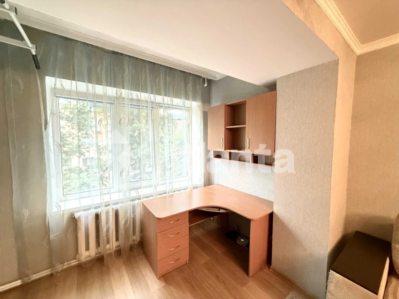 Просторная двухкомнатная квартира площадью 70 м² на улице Па