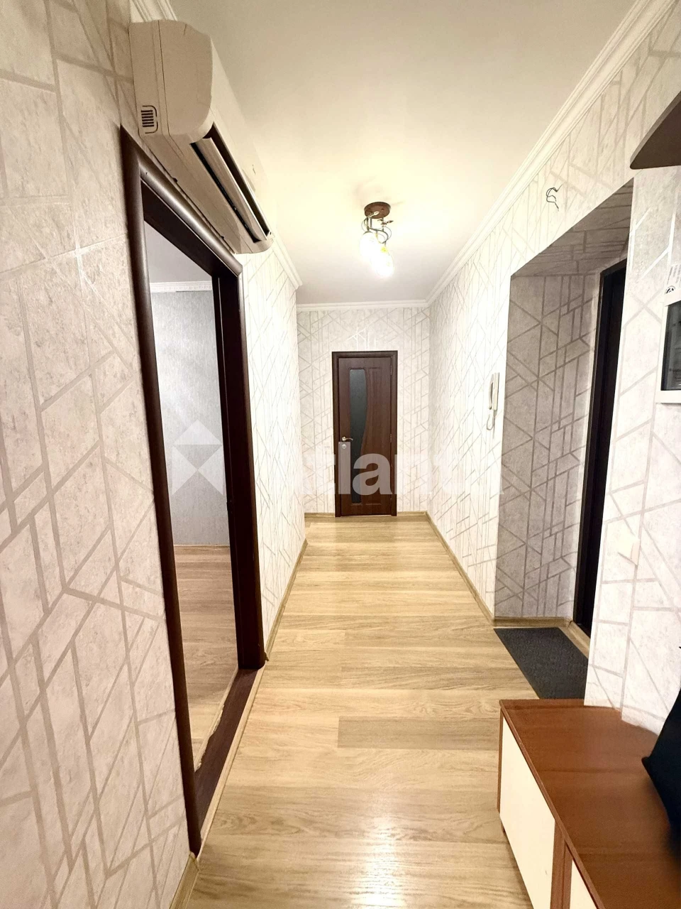 Просторная двухкомнатная квартира площадью 70 м² на улице Па