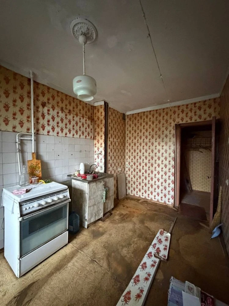 Продам БЕЗ КОМИССИИ‼️3к на Таирова / рынок Южный  , 4 этаж ,