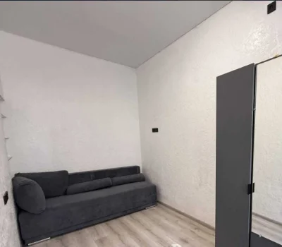 1 room apartment Modern renovation. Italian Boulevard, Belg
