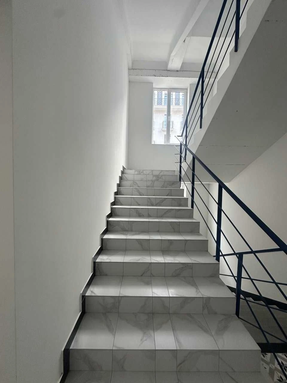 1-кімнатна квартира ЖК Rue Menars, клубний будинок, гарний