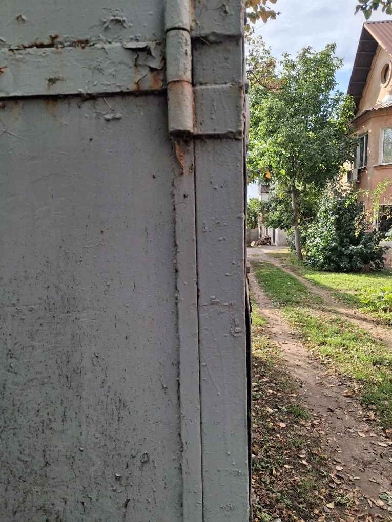 продам гараж , район Одесская