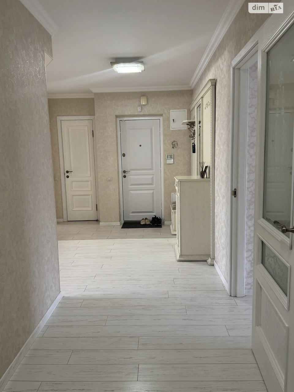 Apartment for Sale: Vishenka