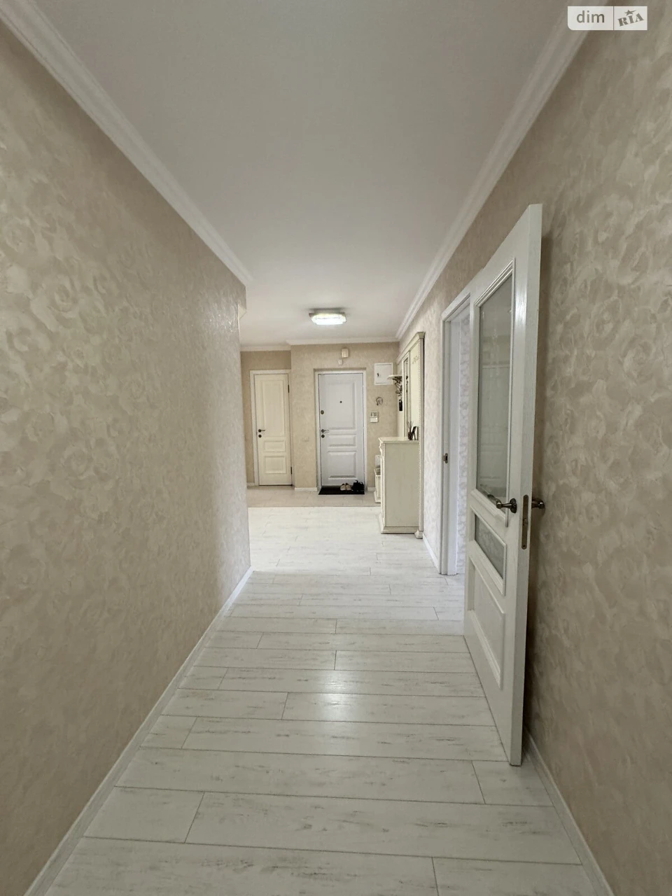 Apartment for Sale: Vishenka