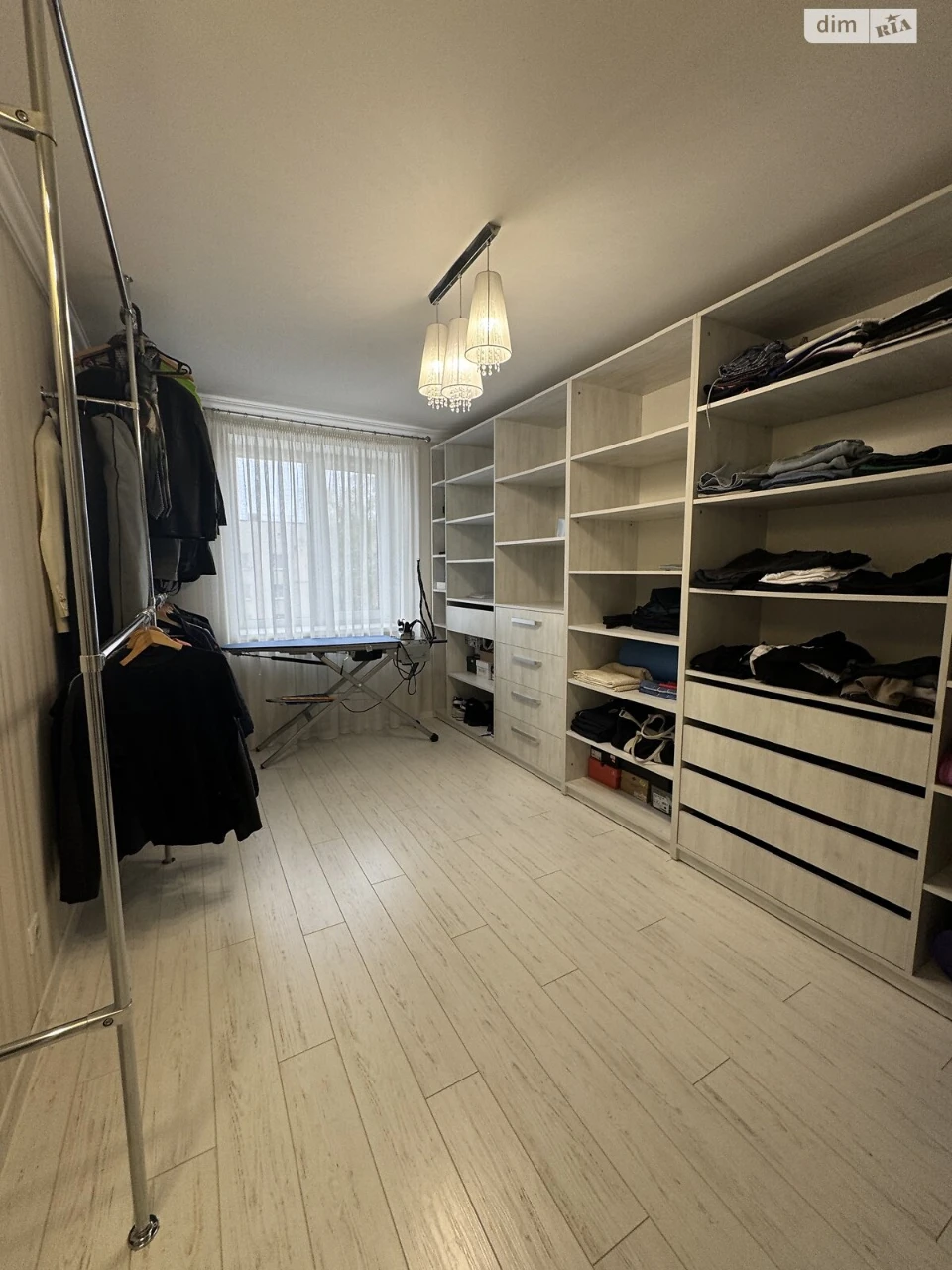Apartment for Sale: Vishenka