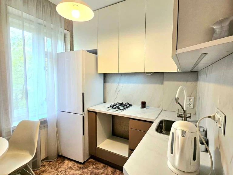 Apartment. Bastionny Prospekt, Kyiv