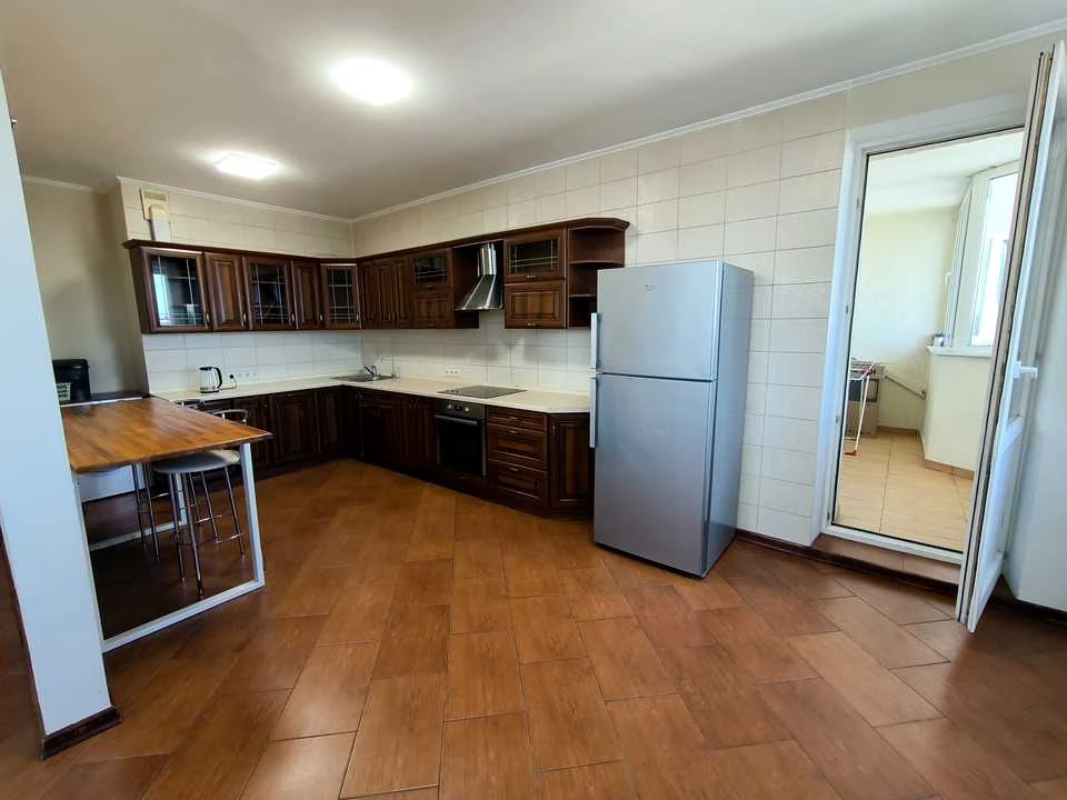 Apartment. Holosiivsky Prospect, Kyiv