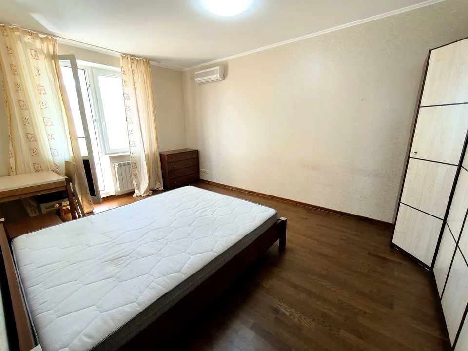Apartment. Holosiivsky Prospect, Kyiv
