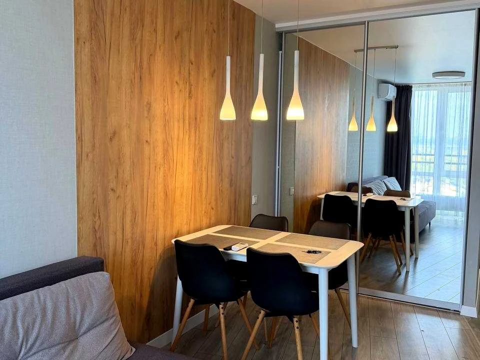 Apartment. Kyiv, Dniprovska naberezhna st.