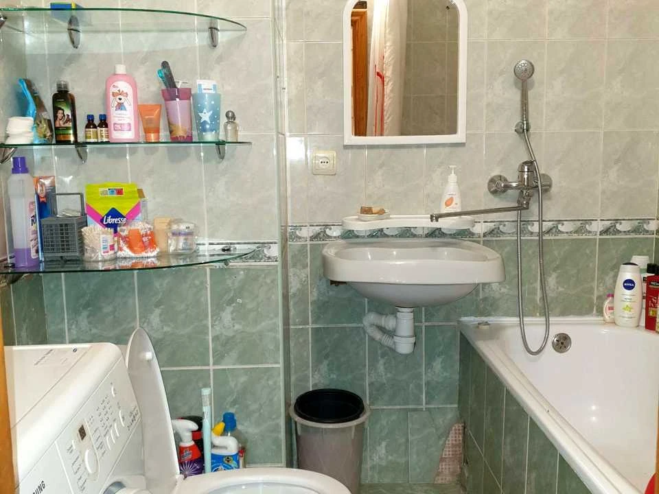 Apartment. Larisy Rudenko st., Kyiv.