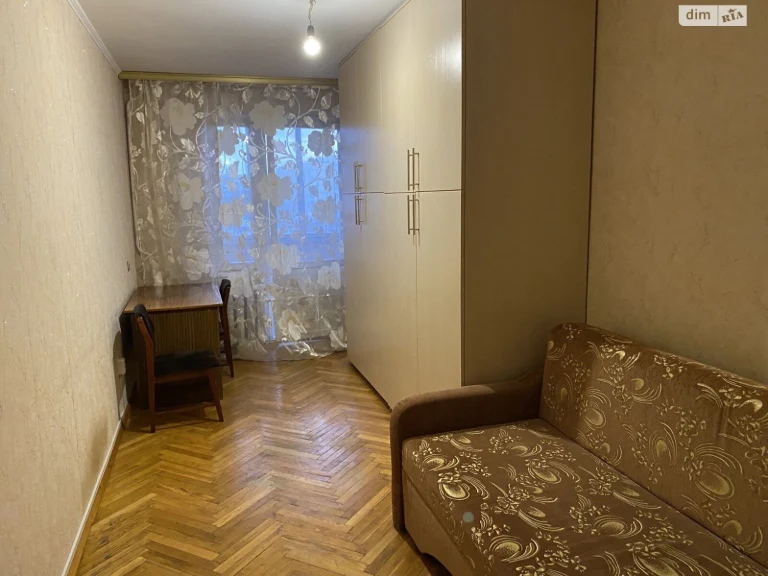 Long-Term Rental: Apartment in Obolon'