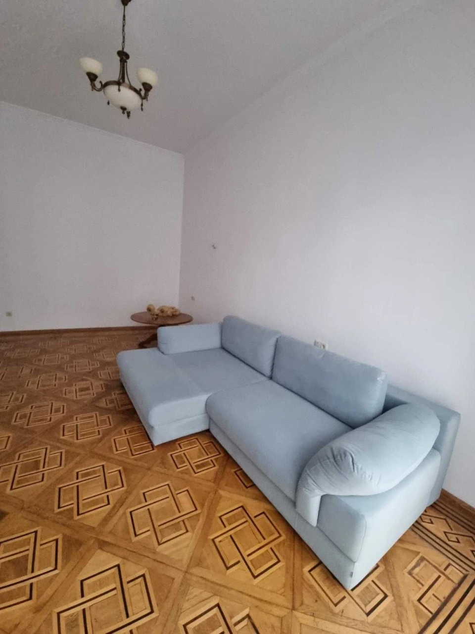 Продаж 3-кімнатного житла в центрі Львова по вул. Пантелеймона Куліша