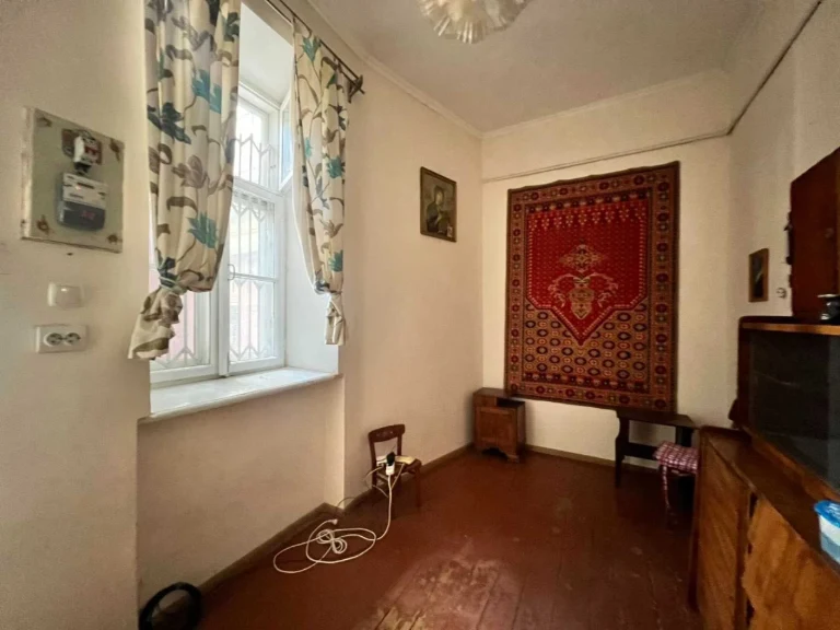 Apartment for Sale - Olena Stepanivna Street