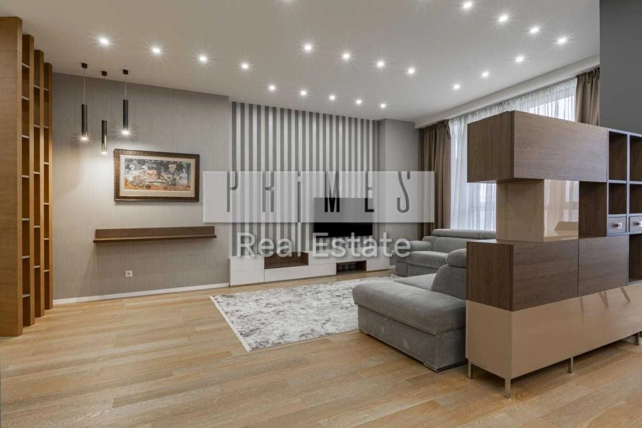Sale of a 4-room apartment 184 sq.m. in the residential complex Novospekerski Lipki, without a common area