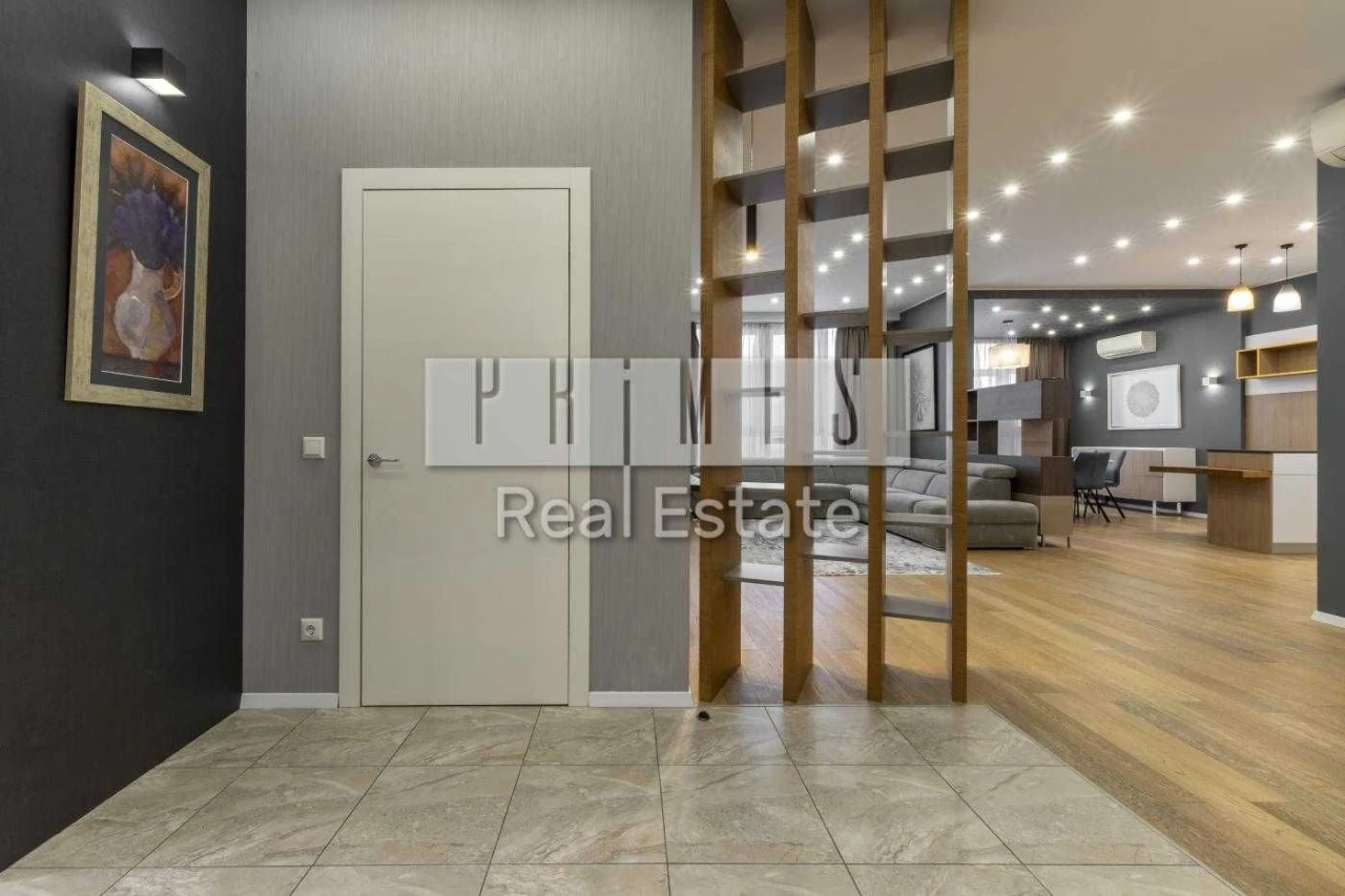 Sale of a 4-room apartment 184 sq.m. in the residential complex Novospekerski Lipki, without a common area