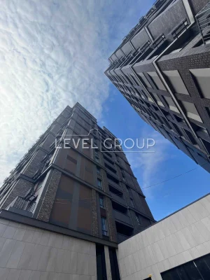 Sale of a 3-bedroom apartment, Holosiiv, Senat Residence, Re Shopping Mall
