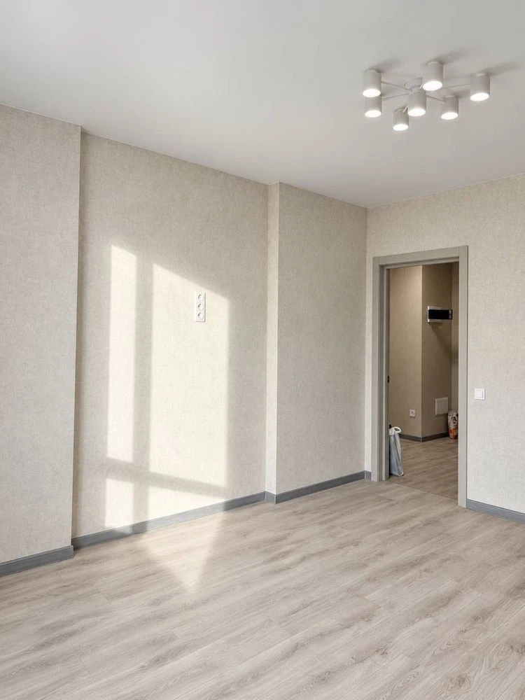 Продаж 1к великої квартири з ремонтом, ЄОселя, 44м2. Новий с
