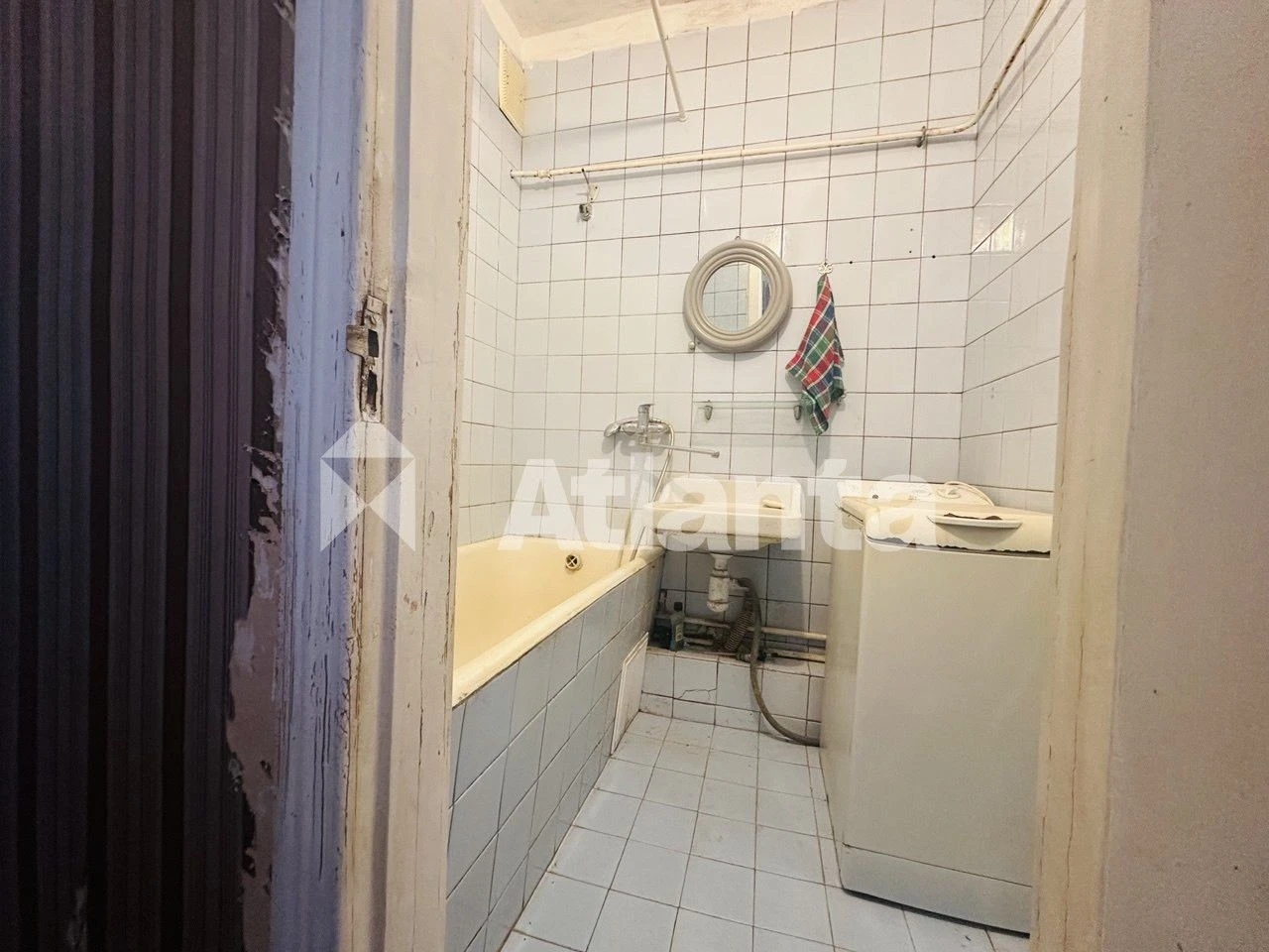 Продаж 2к квартири в серці Києва — вул. Обсерваторна(Львівсь
