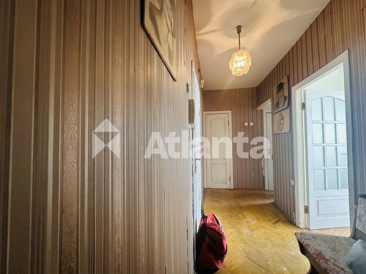 Продаж 2к квартири в серці Києва — вул. Обсерваторна(Львівсь