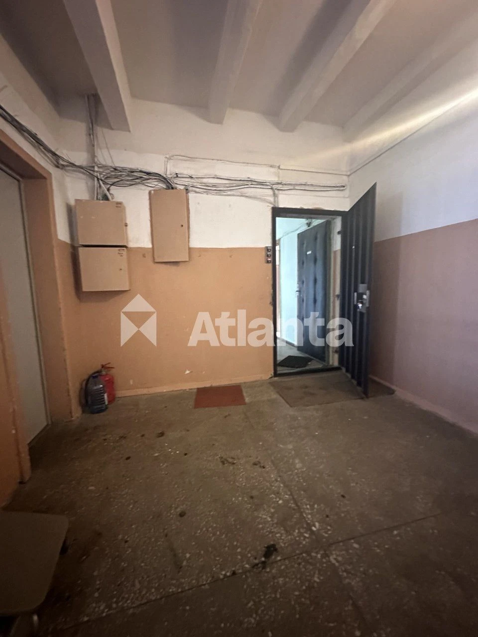 Продаж 2к квартири в серці Києва — вул. Обсерваторна(Львівсь