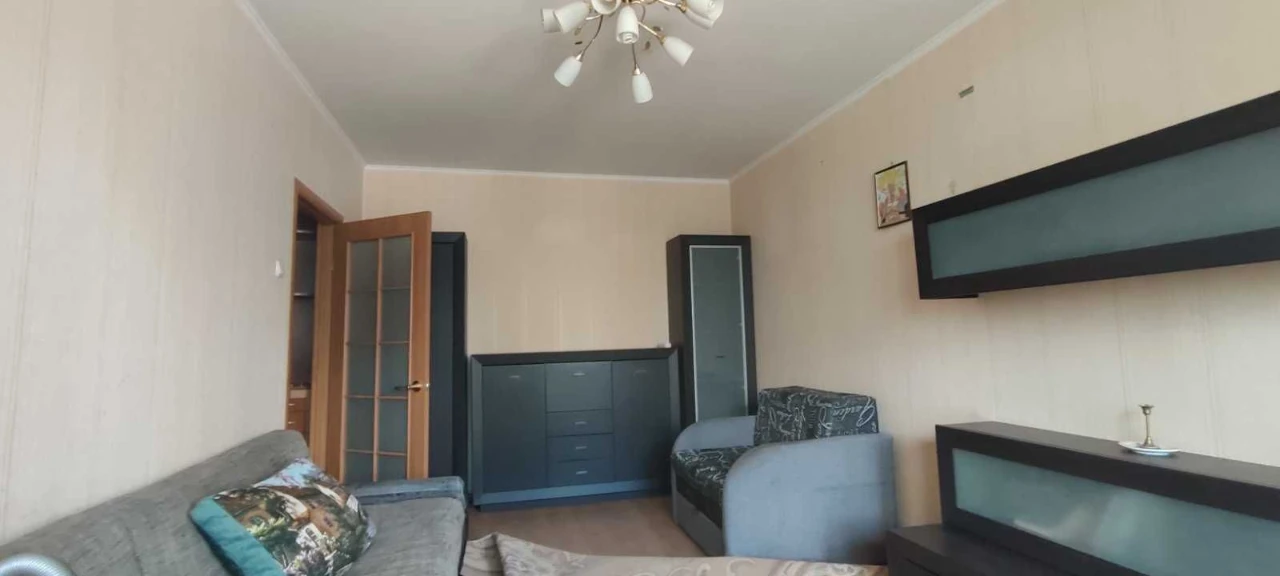 (3-33) Two-bedroom apartment in the heart of Kotovsky