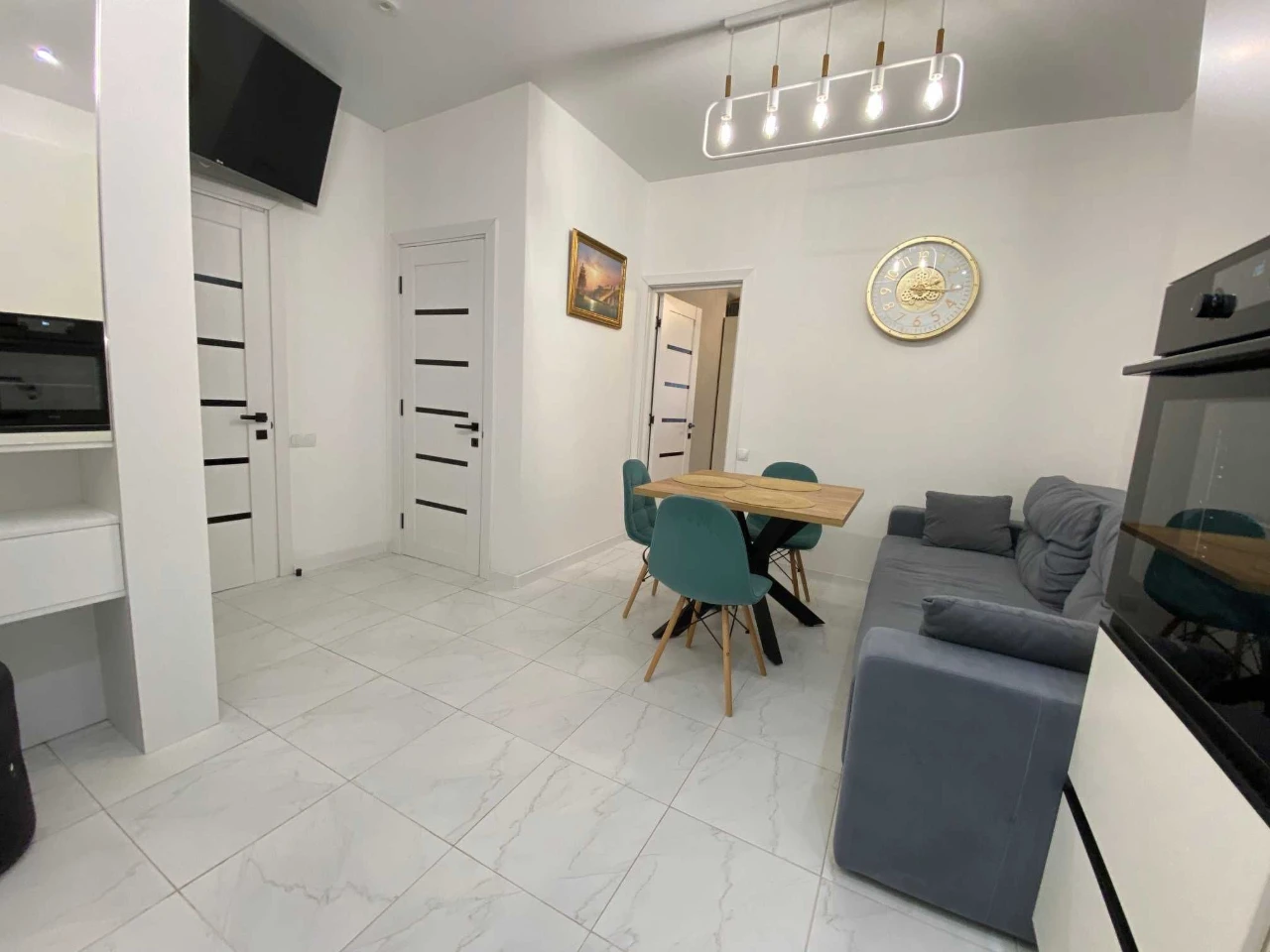 Apartment in "Akropolis" Residence. Fountain. 2 rooms. Renovated.