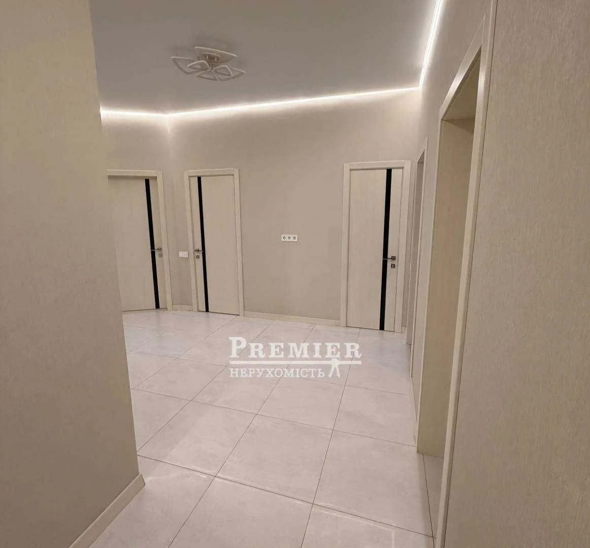 3-комнатная квартира 107 м² на Заболотного | Новый ремонт |