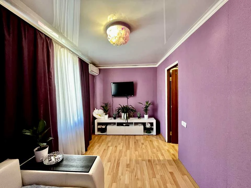 Apartment. Odesa, Mykhaylivska Street