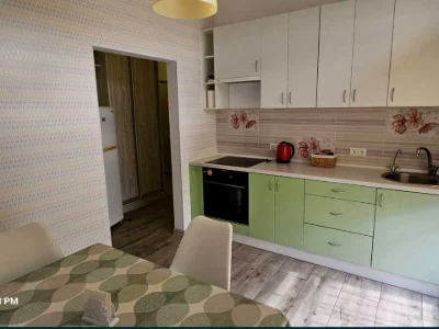 Квартира. Київ, Успішна вулиця