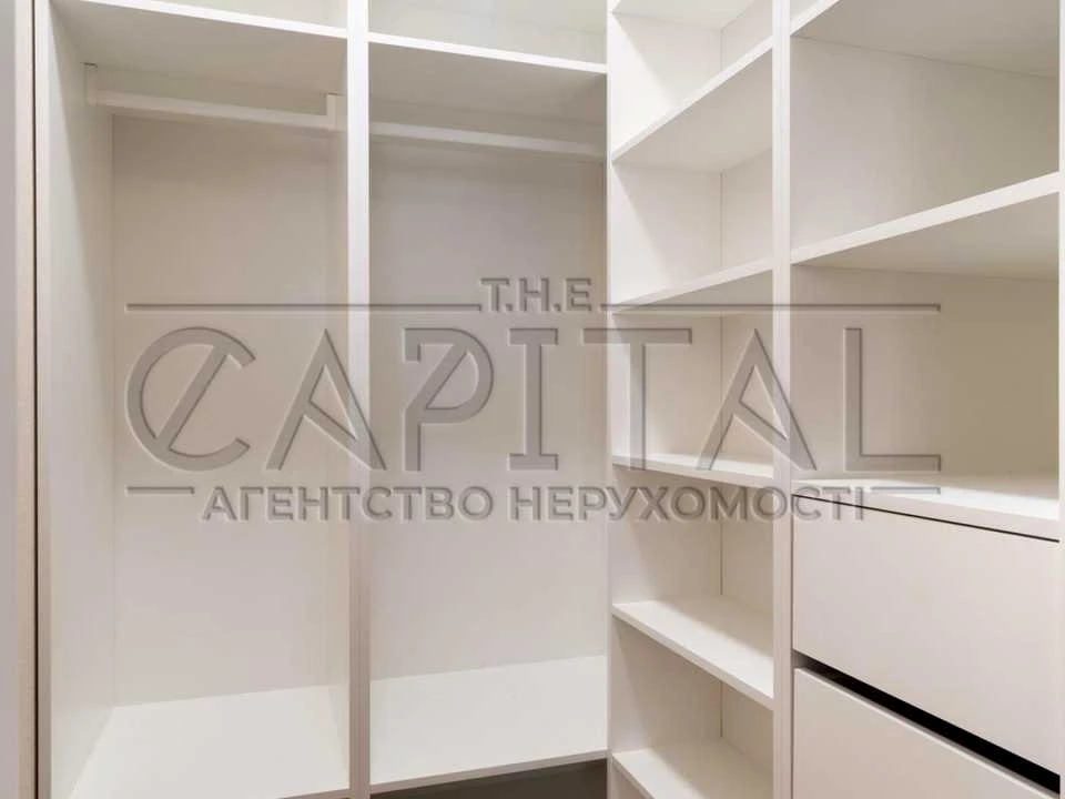 Квартира. Київ, Дніпровська набережна вул.