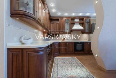 Spacious 3-bedroom apartment for sale near Pozniaky metro, no%