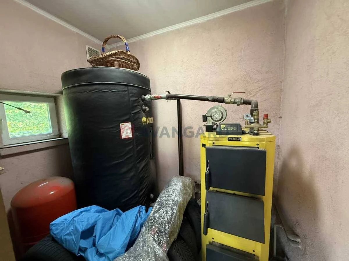 For Sale: 3-Bedroom House in Kyiv, 1 Sadovyi Proyz