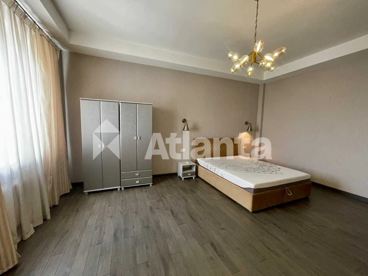 2к. элитная квартира с ремонтом 116м2 + паркоместо на Францу