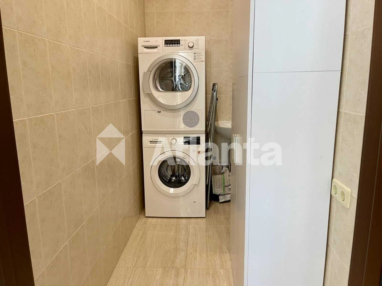 2к. элитная квартира с ремонтом 116м2 + паркоместо на Францу