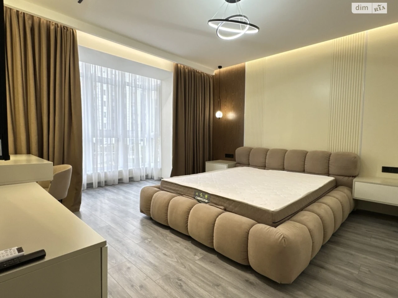 Apartment for Sale: Center